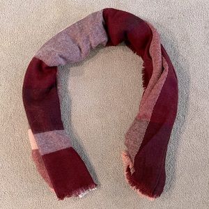 NEW WITH TAGS! American Eagle Blanket Scarf